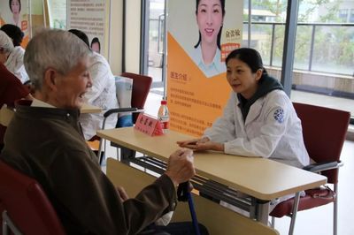 愛滿重陽，情暖人心——民革浙江省委會文化服務團與浙江涌嘉保險經紀公司攜手開展重陽慰老活動
